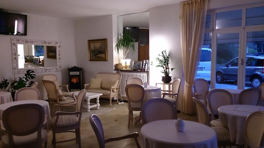 Hotel Riviera Limone sul Garda Buitenkant foto