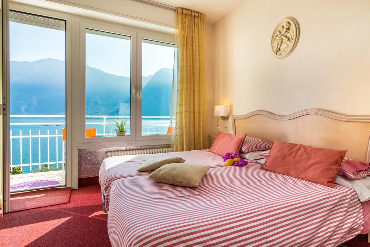 Hotel Riviera Limone sul Garda Buitenkant foto