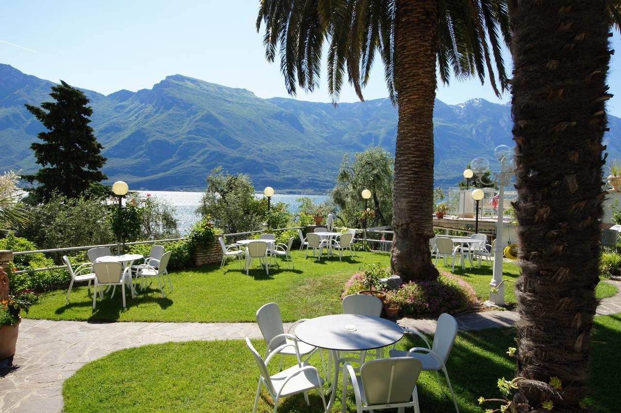 Hotel Riviera Limone sul Garda Buitenkant foto