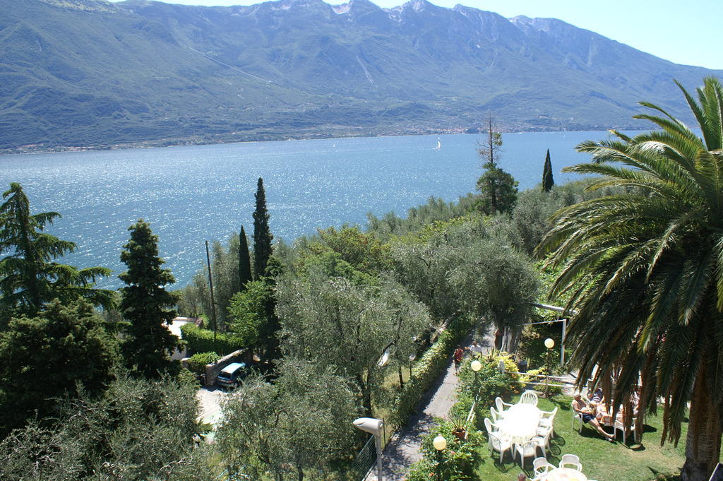 Hotel Riviera Limone sul Garda Buitenkant foto