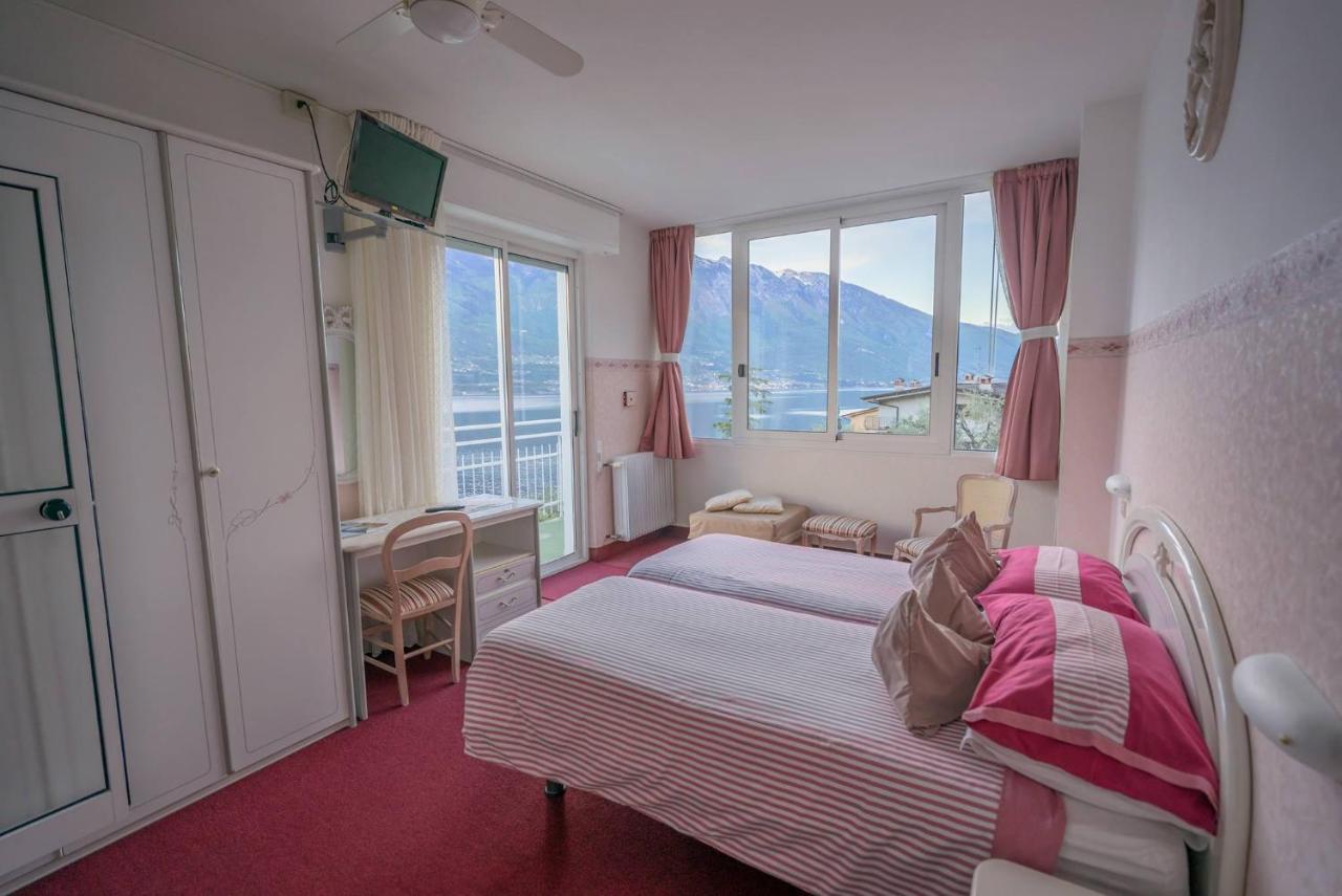 Hotel Riviera Limone sul Garda Buitenkant foto